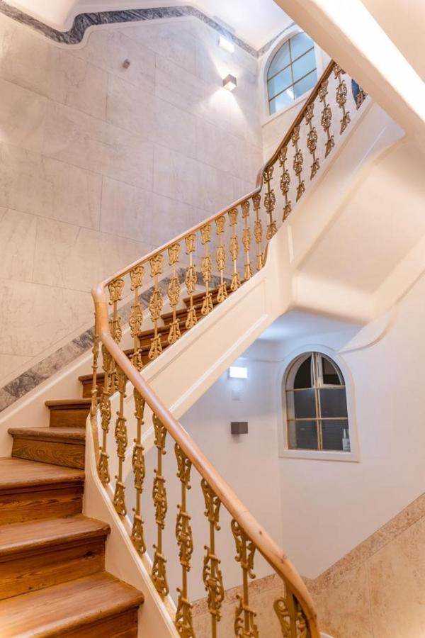Guest House - Palacio Diana เอโวรา ภายนอก รูปภาพ