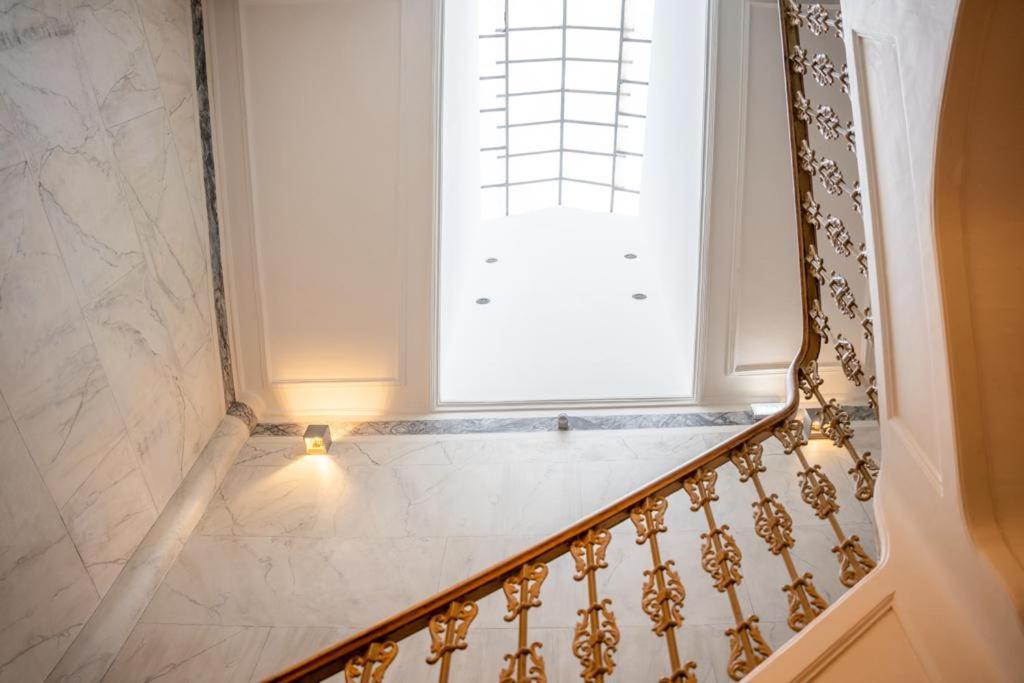 Guest House - Palacio Diana เอโวรา ภายนอก รูปภาพ