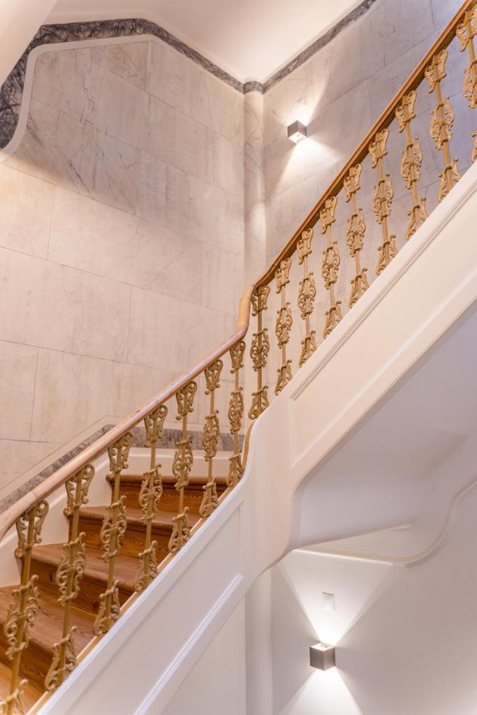 Guest House - Palacio Diana เอโวรา ภายนอก รูปภาพ